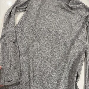 lululemon Long Sleeve Top size 6